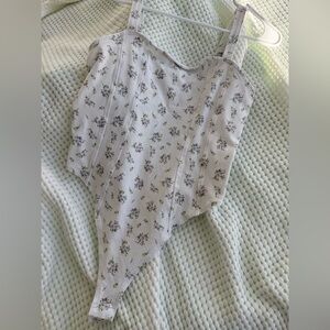 H&M flower print bodysuit (medium)